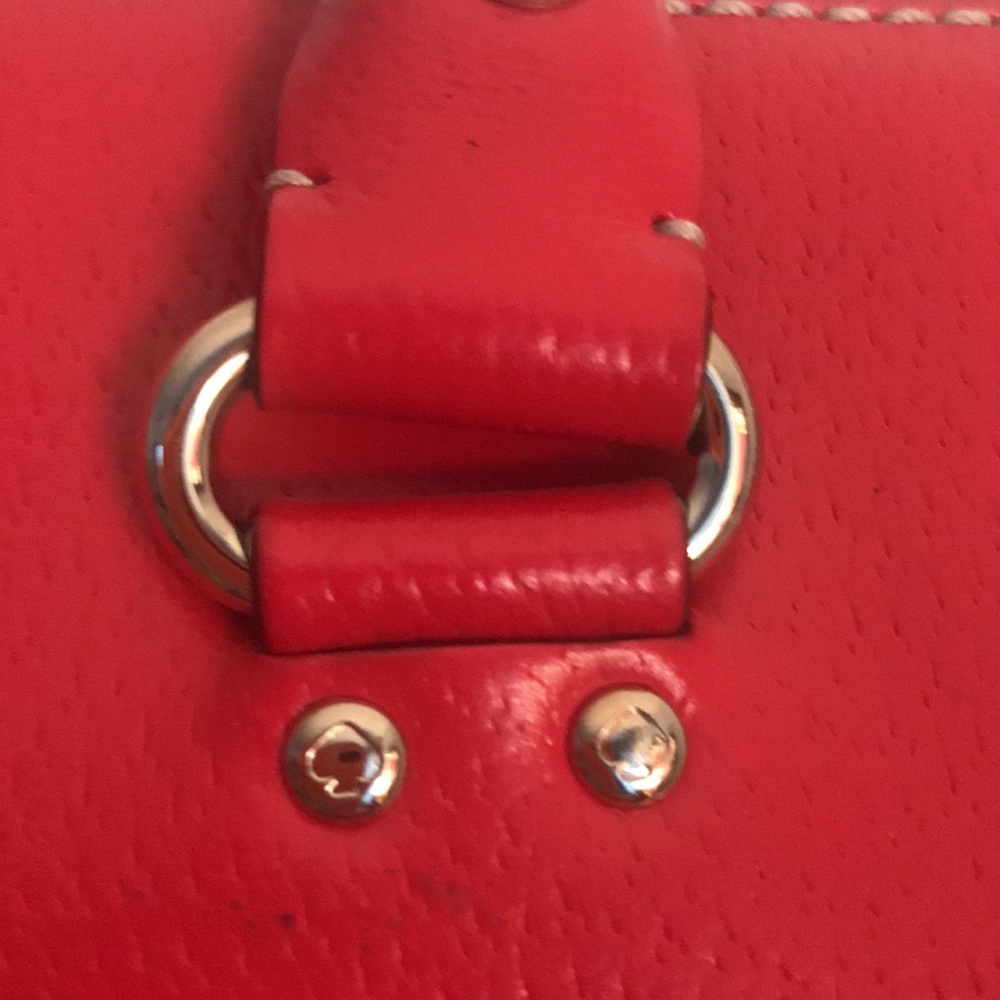 Kate ♠️ Wellesley Quinn Bag in red geranium)Tote - Picture 9 of 15